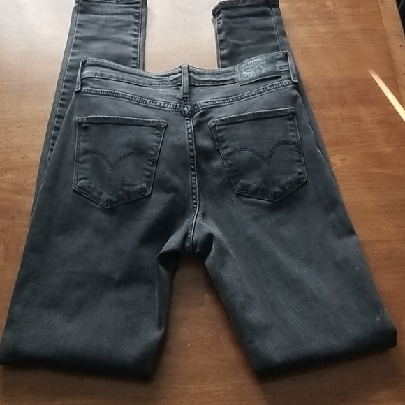 721 NWOT Levi's grey high rise skinny jeans - Picture 5 of 8